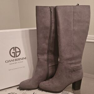 Giani Bernini Grey Suede Boots